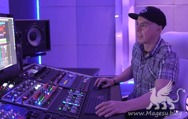 Mixing and Mastering On My Mind TUTORiAL-DECiBEL
