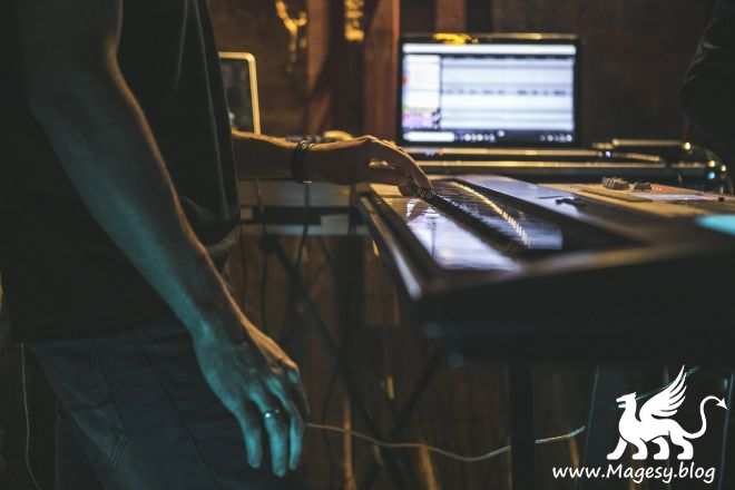Making Creative Keyboard Sounds for Your Music TUTORiAL