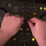 Using The Pioneer DDJ-FLX4 Controller TUTORiAL