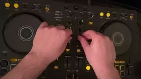 Using The Pioneer DDJ-FLX4 Controller TUTORiAL