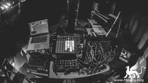 Sound Synthesis TUTORiAL